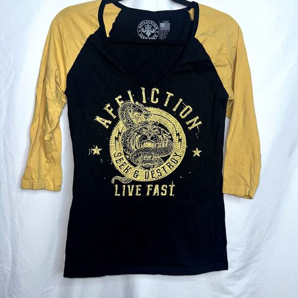 Affliction Women Sz Large Black Yellow Live Fast Studded 3/4 Sleeve VNeck Tshirt - Picture 1 of 6